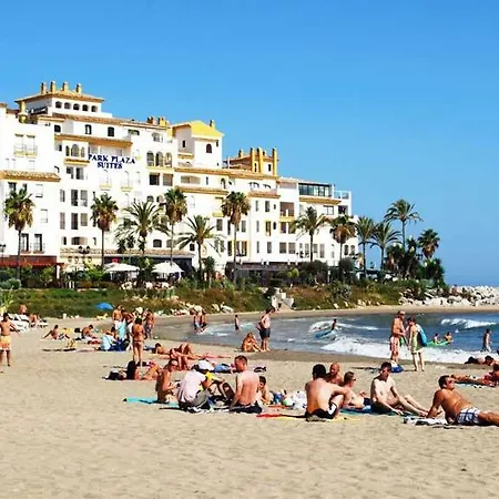 First Line Duplex Puerto Banus Sleeps 8 People Lägenhet Marbella